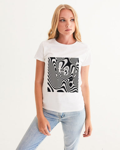 Trippy' B Women's Graphic Tee